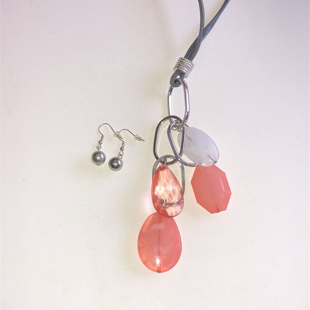 Beaded Boho Teardrop Pendant Necklace with Matching Earrings
